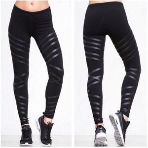 ALO Yoga Black Striped Leggings